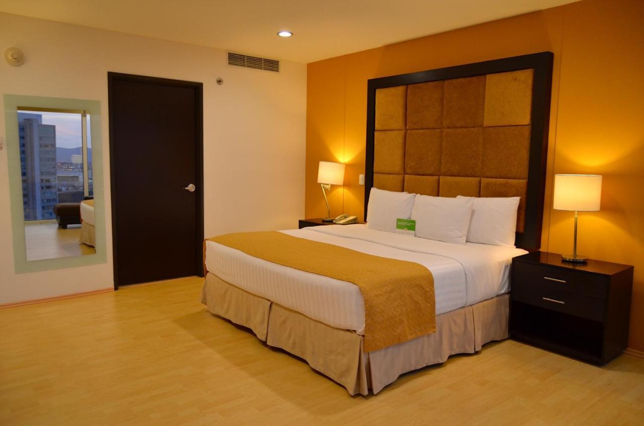 La Quinta By Wyndham Puebla Palmas Angelopolis Hotel Ngoại thất bức ảnh